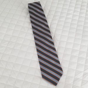 Mens necktie